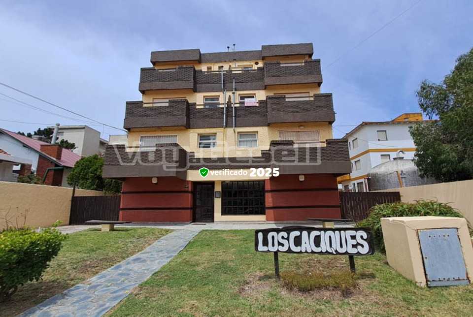 Los Caciques 2do: Departamento en Villa Gesell zona Sur