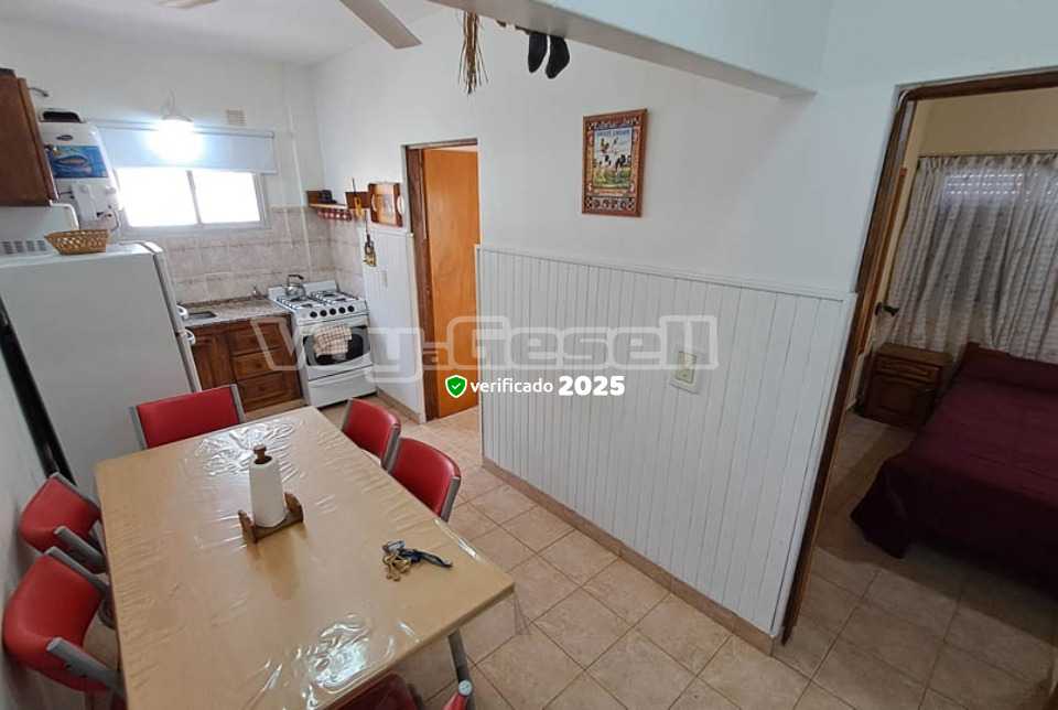 Alquilo Departamento Los Caciques 2do en Villa Gesell zona Sur a 190 Mts de la Playa 