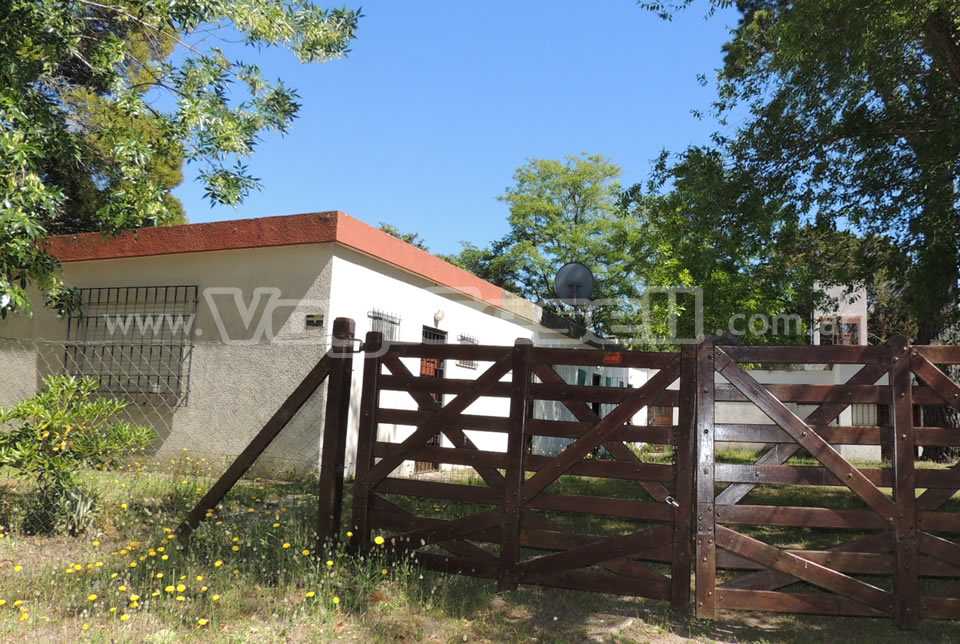 Alquilo Departamento Los Nuevos 3 en Villa Gesell zona Centro a 800 mts de la Playa