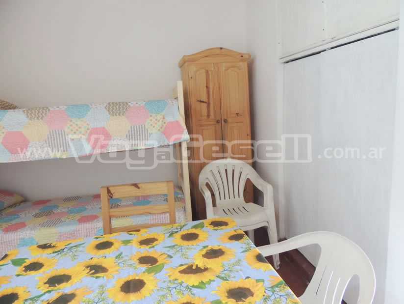 Alquilo Departamento Los Nuevos 4 en Villa Gesell zona Centro a 800 mts de la Playa