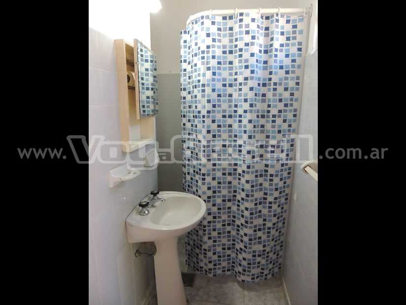 Alquilo Departamento Los Nuevos 4 en Villa Gesell zona Centro a 800 mts de la Playa