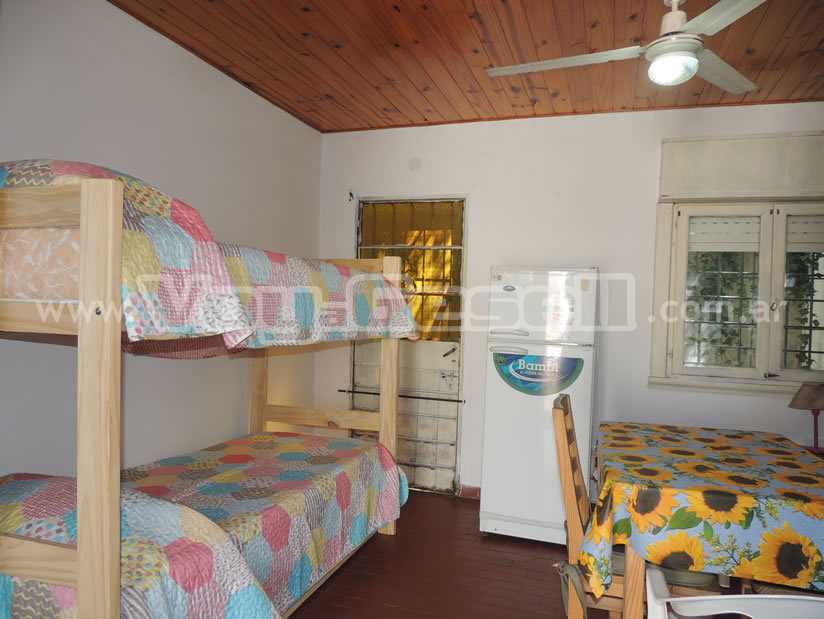 Alquilo Departamento Los Nuevos 4 en Villa Gesell zona Centro a 800 mts de la Playa 