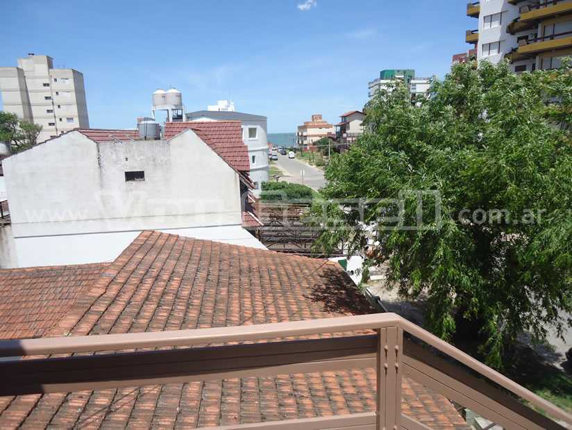 Alquilo Departamento Luz Mar Depto 4 en Villa Gesell zona Centro Comercial a 200 Mts de la Playa 