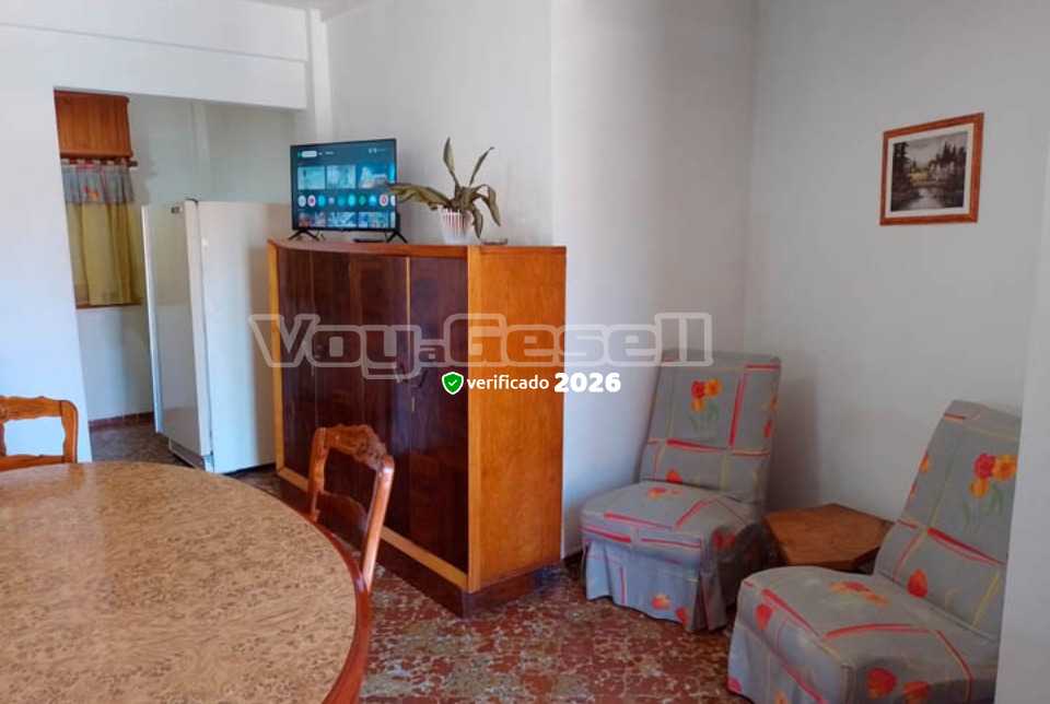 Alquilo Departamento Luz Mar Depto 4 en Villa Gesell zona Centro Comercial a 200 Mts de la Playa 