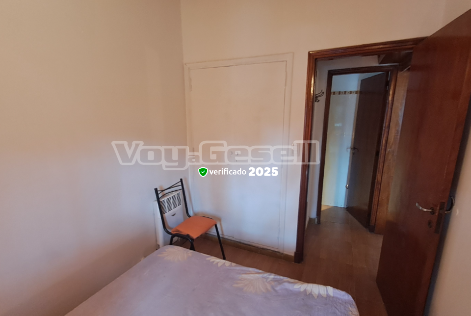 Alquilo Departamento Mama Rina en Villa Gesell zona Centro Comercial a 220 mts de la Playa