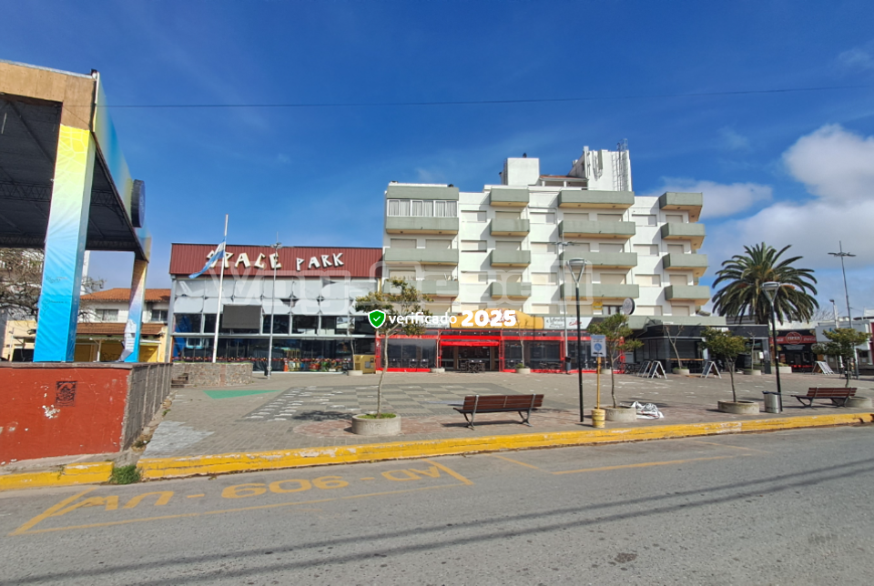 Alquilo Departamento Mama Rina en Villa Gesell zona Centro Comercial a 220 mts de la Playa
