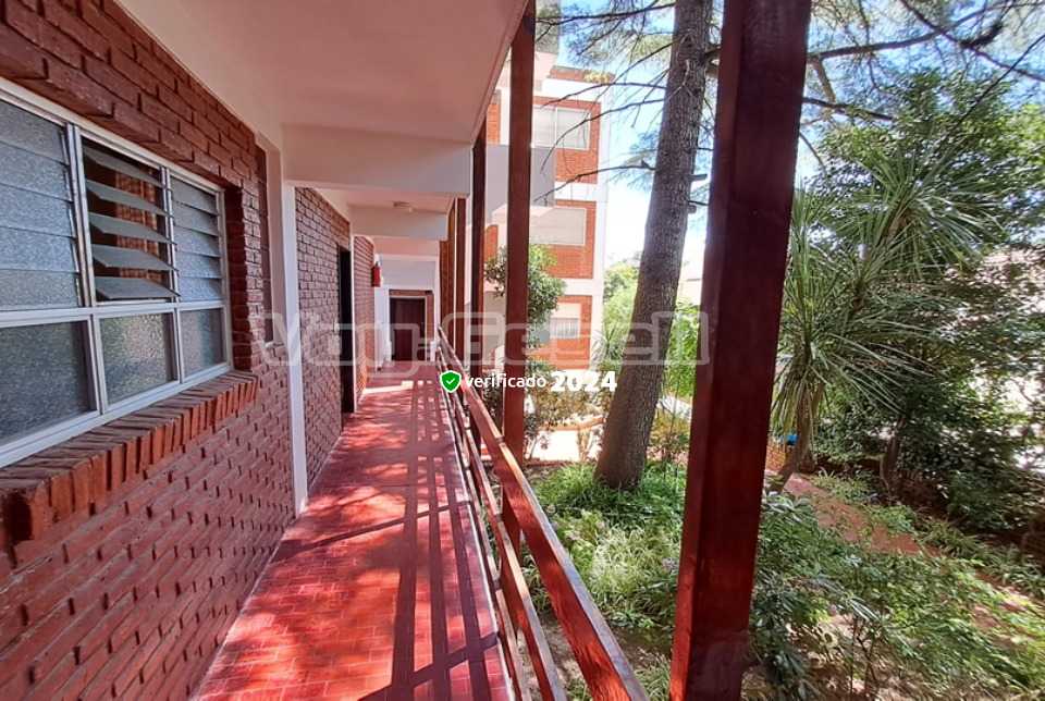 Alquilo Departamento Mar Celeste 1D en Villa Gesell zona Centro a 400 mts de la Playa 