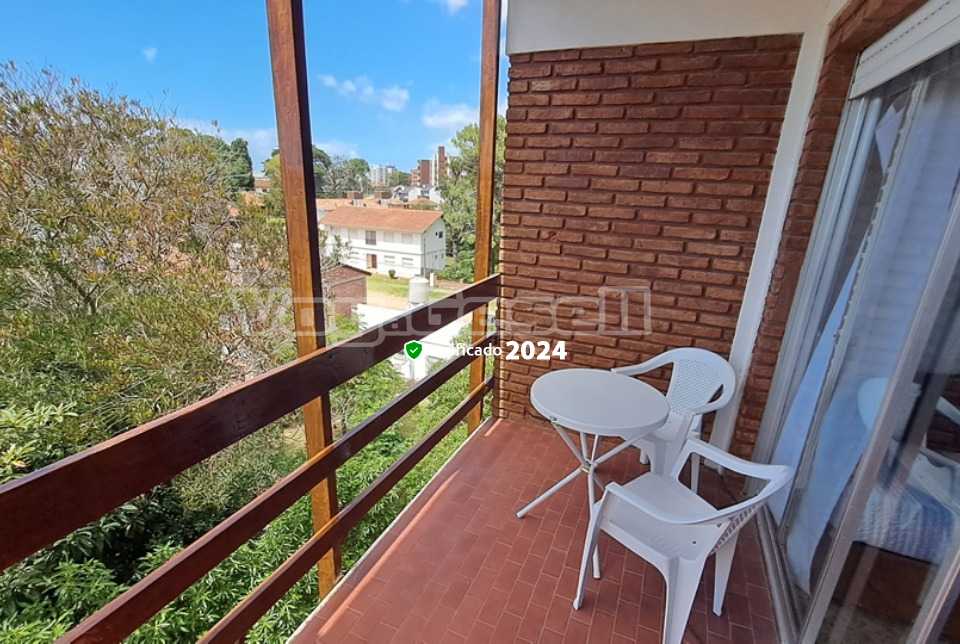 Alquilo Departamento Mar Celeste 3D en Villa Gesell zona Centro a 400 mts de la Playa 