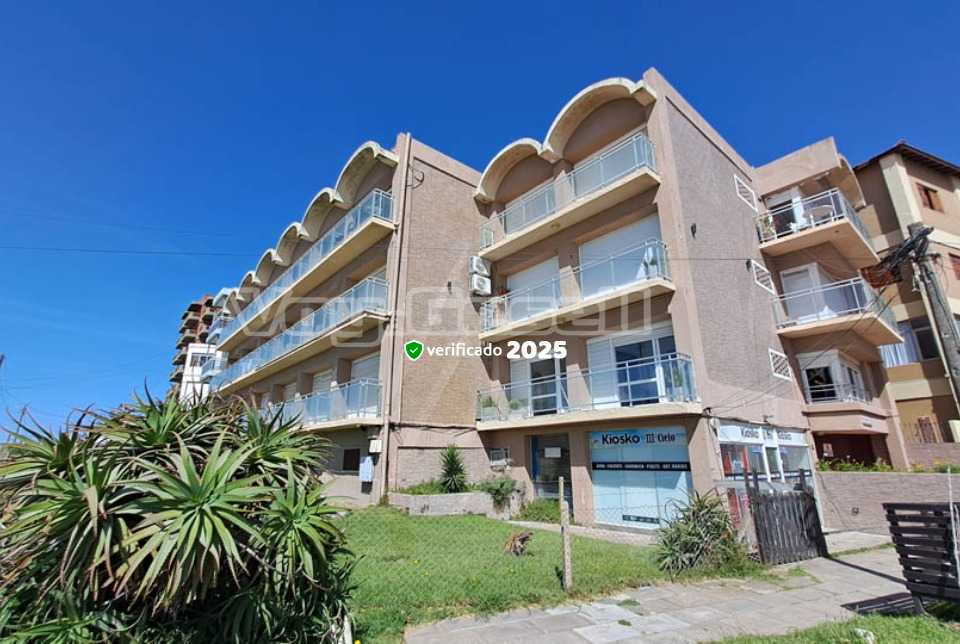 Alquilo Departamento Mar y Bosque en Villa Gesell zona Barrio Norte a 30 mts de la Playa 