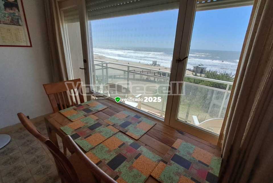 Alquilo Departamento Mar y Bosque en Villa Gesell zona Barrio Norte a 30 mts de la Playa