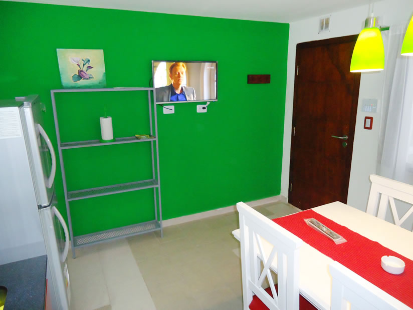 Alquilo Departamento Playa 111 1B en Villa Gesell zona Centro Comercial a 20 Mts de la Playa 