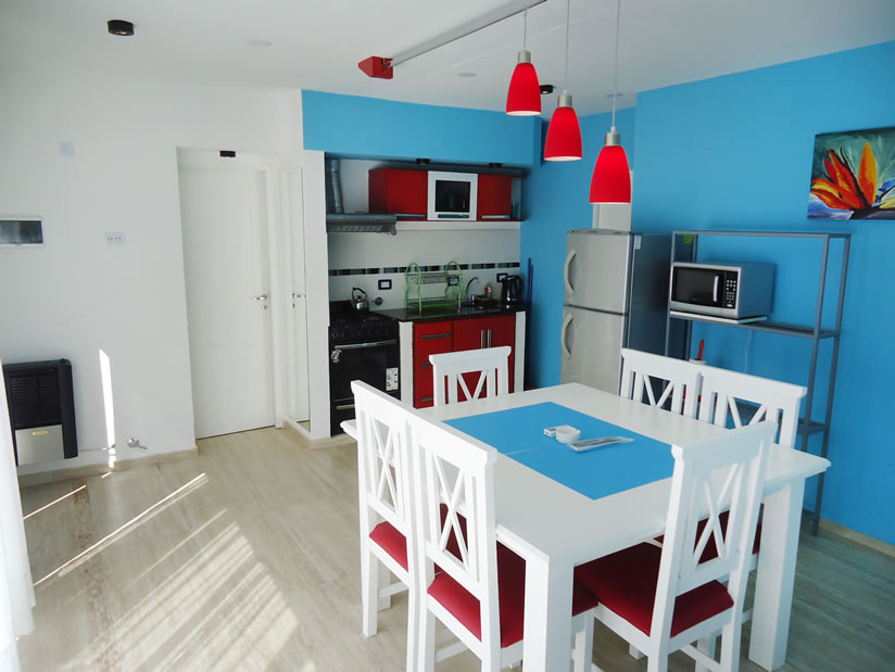 Alquilo Departamento Playa 111 3E en Villa Gesell zona Centro Comercial a 20 Mts de la Playa 