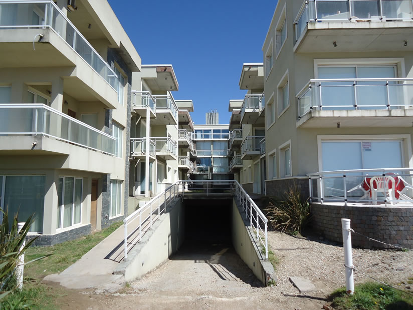 Alquilo Departamento Playa 111 3E en Villa Gesell zona Centro Comercial a 20 Mts de la Playa 