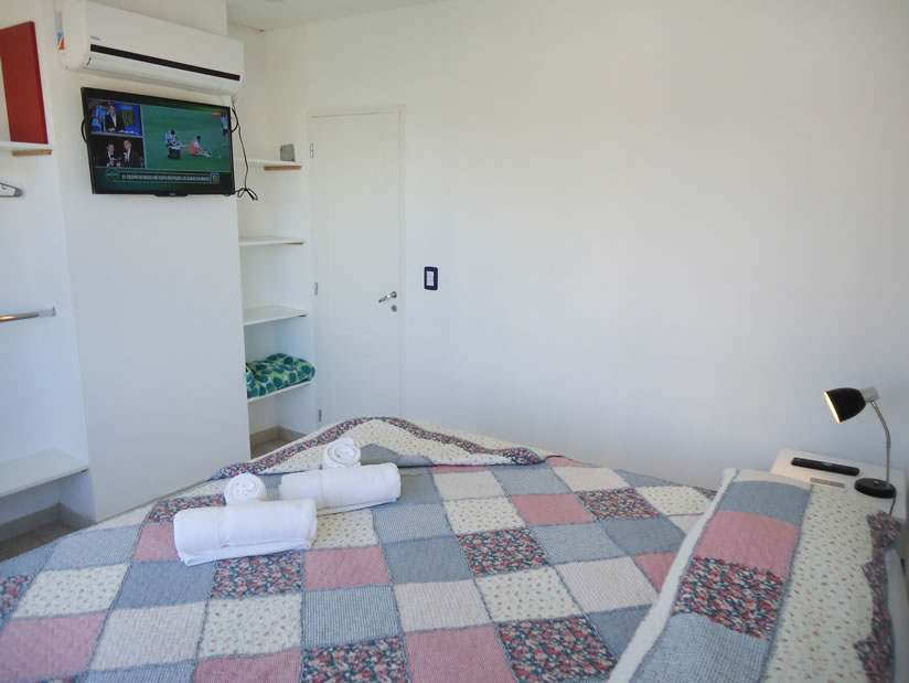 Alquilo Departamento Playa 111 3E en Villa Gesell zona Centro Comercial a 20 Mts de la Playa