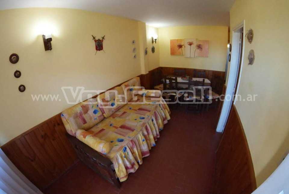 Alquilo Departamento María Belen en Villa Gesell zona Sur a 160 Mts de la Playa 