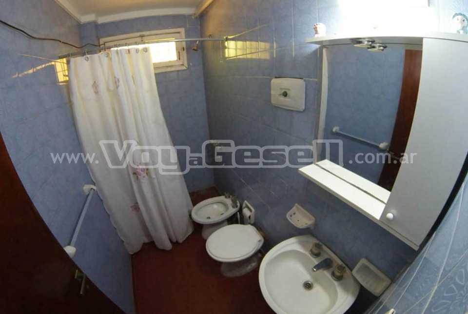 Alquilo Departamento María Belen en Villa Gesell zona Sur a 160 Mts de la Playa 