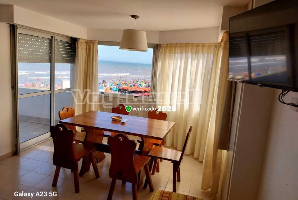 Alquilo Departamento Marbella Playa en Villa Gesell zona Centro Comercial a 20 mts de la Playa