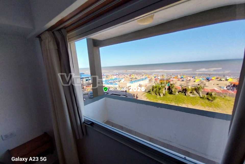 Alquilo Departamento Marbella Playa en Villa Gesell zona Centro Comercial a 20 mts de la Playa