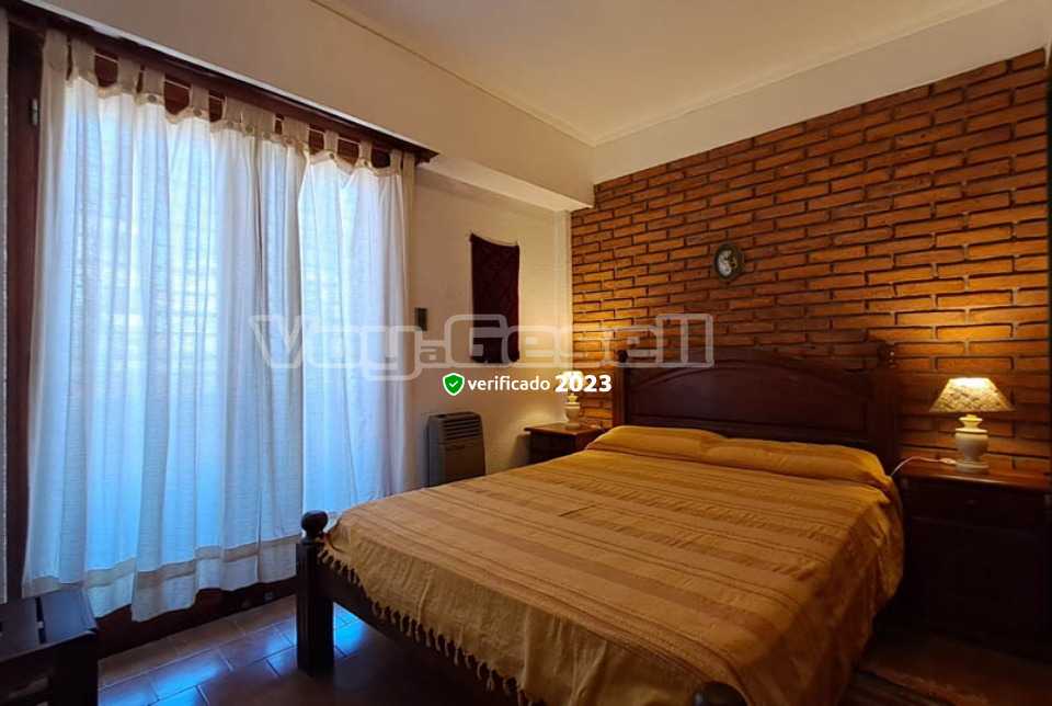 Alquilo Departamento Marges 1 en Villa Gesell zona Centro Comercial a 100 Mts de la Playa