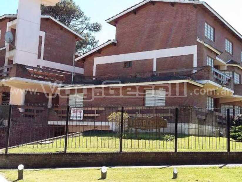 Alquilo Departamento Mari Mari Depto en Villa Gesell zona Centro a 380 Mts de la Playa 