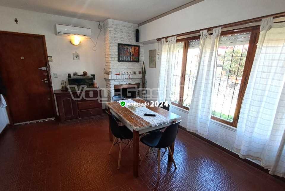 Alquilo Casa Maria Laura en Villa Gesell zona Sur a 700 mts de la Playa 