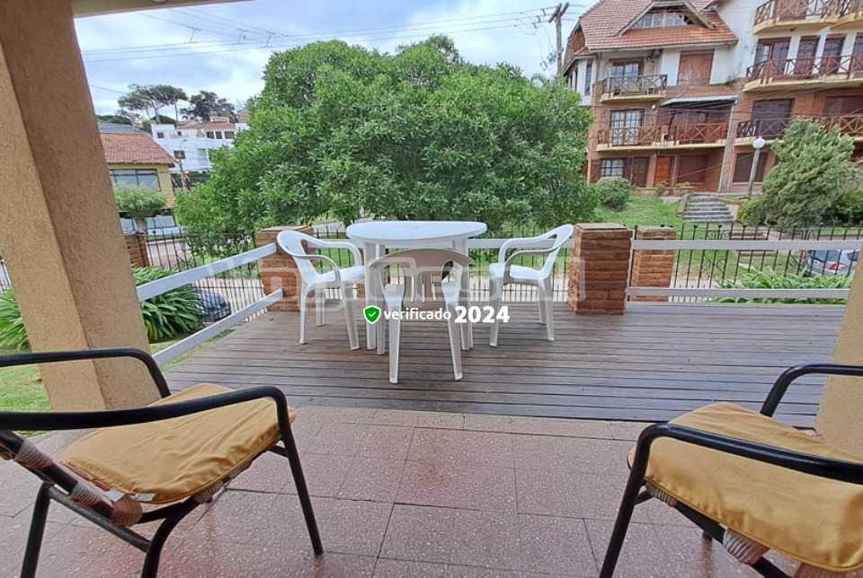 Marianita: Casa en Villa Gesell zona Centro