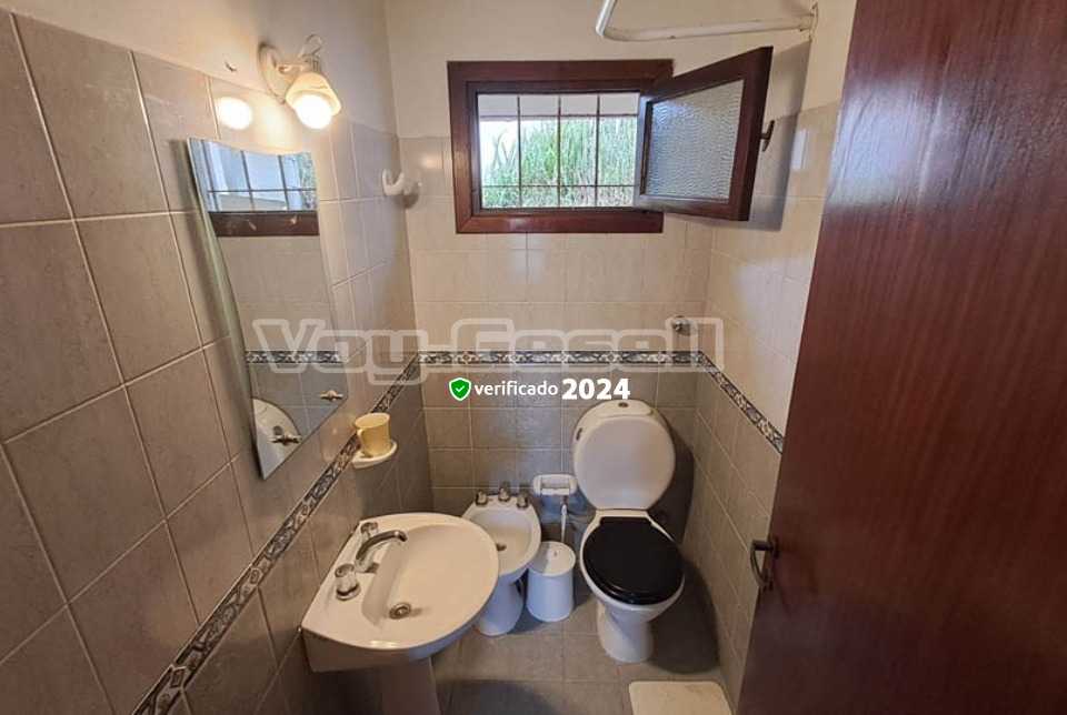 Alquilo Casa Marianita en Villa Gesell zona Centro a 200 Mts de la Playa 