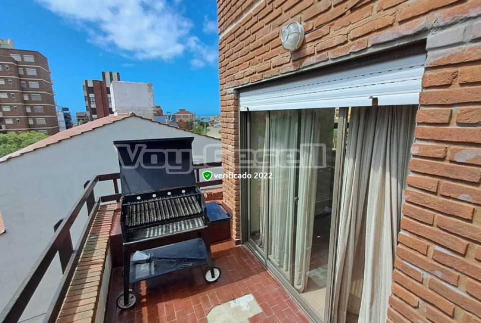 Alquilo Departamento Marlila 3C en Villa Gesell zona Centro a 230 Mts de la Playa Balcon con Parrilla