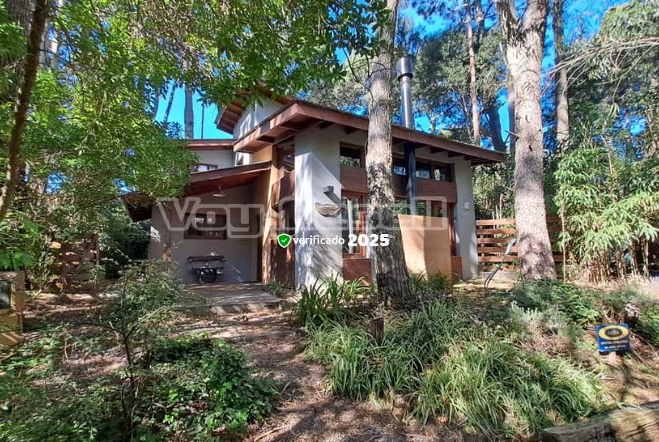 Alquilo Casa Martin Fierro en Mar de las Pampas zona  a 300 Mts de la Playa 