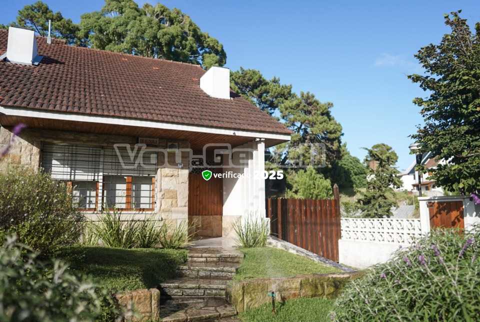 Alquilo Duplex Mati en Villa Gesell zona Centro Comercial a 500 Mts de la Playa 