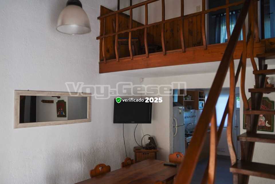 Alquilo Duplex Mati en Villa Gesell zona Centro Comercial a 500 Mts de la Playa