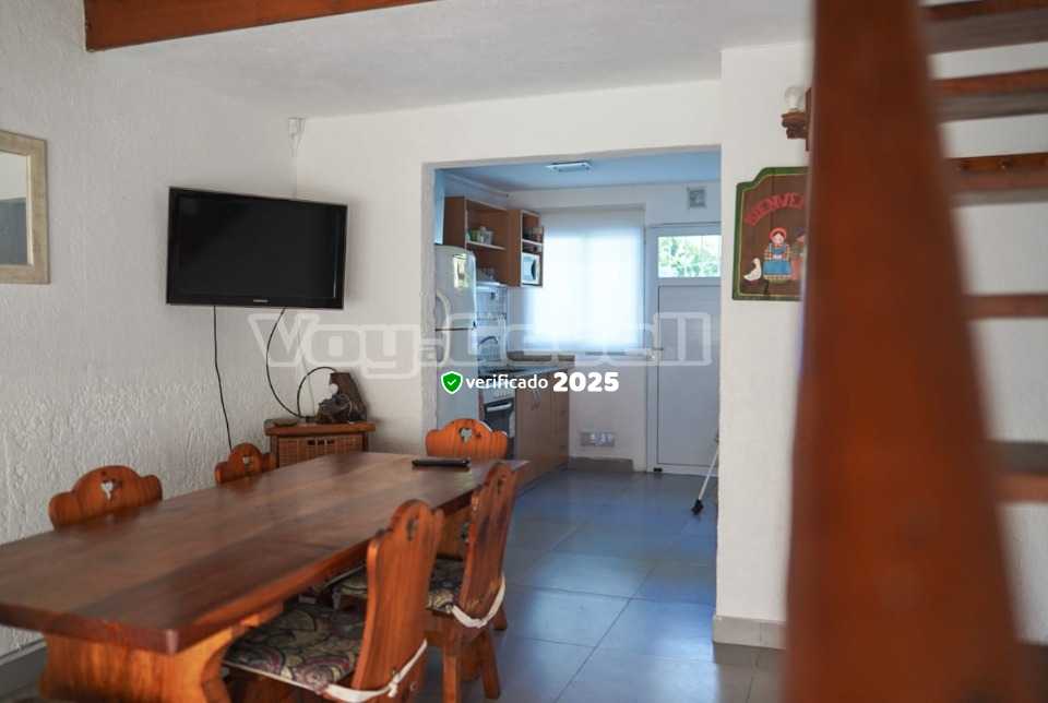 Alquilo Duplex Mati en Villa Gesell zona Centro Comercial a 500 Mts de la Playa 