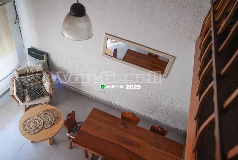 Alquilo Duplex Mati en Villa Gesell zona Centro Comercial a 500 Mts de la Playa 