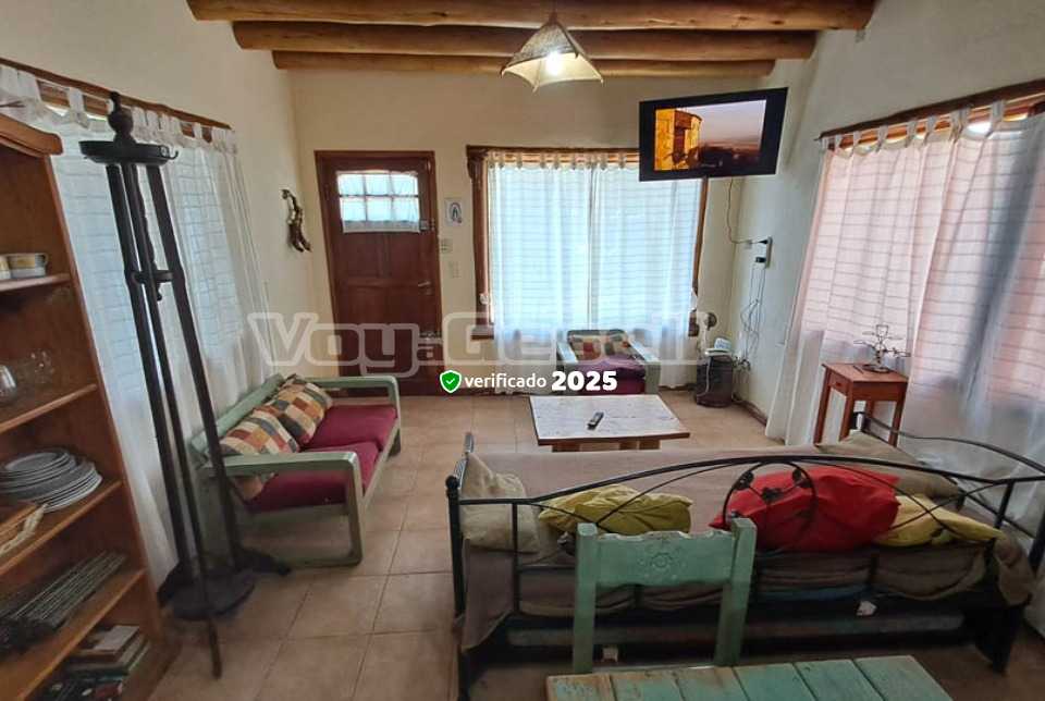 Alquilo Cabaña Maumi en Villa Gesell zona Barrio Norte a 150 mts de la Playa 