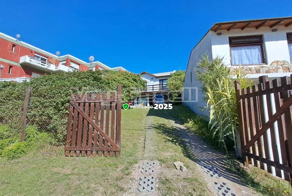 Alquilo Cabaña Maumi en Villa Gesell zona Barrio Norte a 150 mts de la Playa 