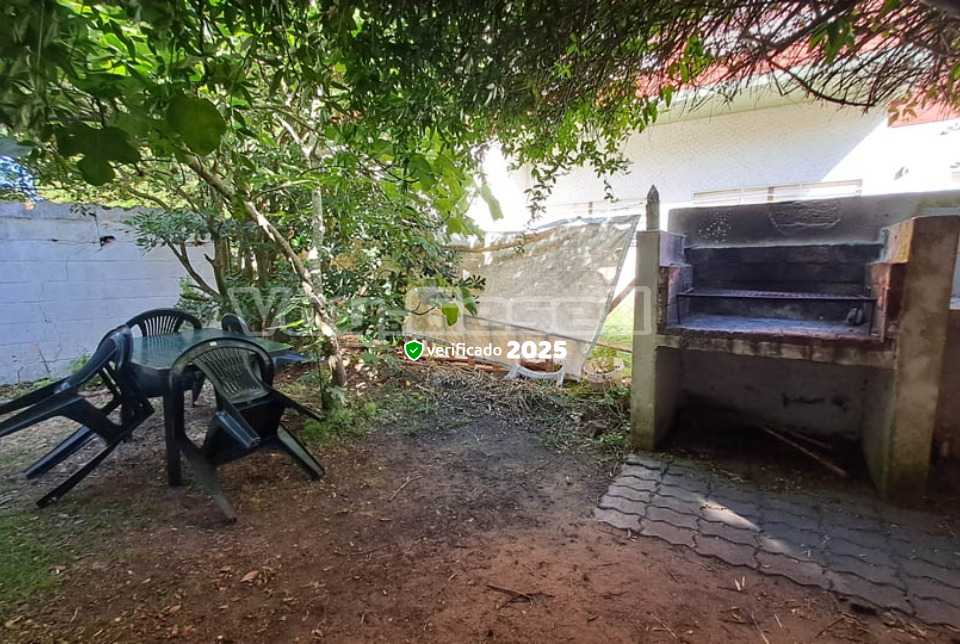 Alquilo Cabaña Maumi en Villa Gesell zona Barrio Norte a 150 mts de la Playa