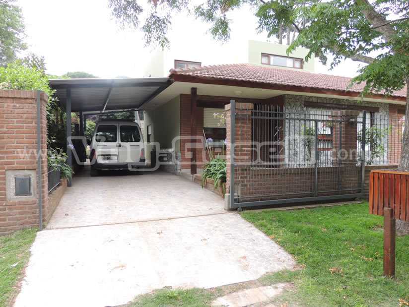 Alquilo Departamento Merlo en Villa Gesell zona Sur a 800 mts de la Playa