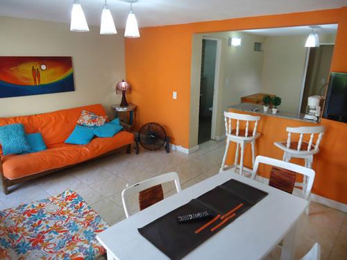 Alquilo Casa MI GAEL en Villa Gesell zona Centro a 600 Mts de la Playa 