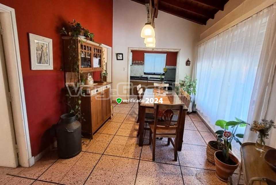 Alquilo Casa Mi Paquita en Villa Gesell zona Centro a 170 mts de la Playa 