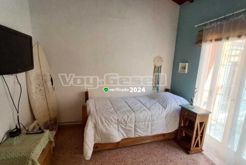 Alquilo Casa Mi Paquita en Villa Gesell zona Centro a 170 mts de la Playa 