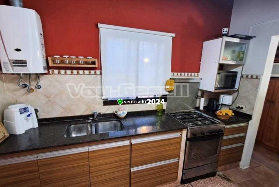 Alquilo Casa Mi Paquita en Villa Gesell zona Centro a 170 mts de la Playa