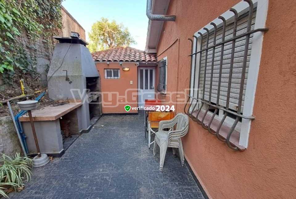 Alquilo Casa Mi Paquita en Villa Gesell zona Centro a 170 mts de la Playa