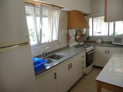 Alquilo Departamento Mirando al Mar en Villa Gesell zona Sur a 5 Mts de la Playa 