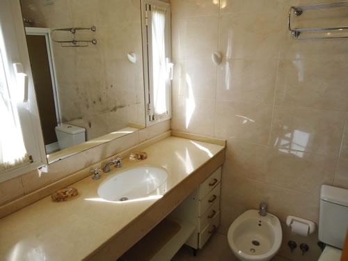 Alquilo Departamento Mirando al Mar en Villa Gesell zona Sur a 5 Mts de la Playa