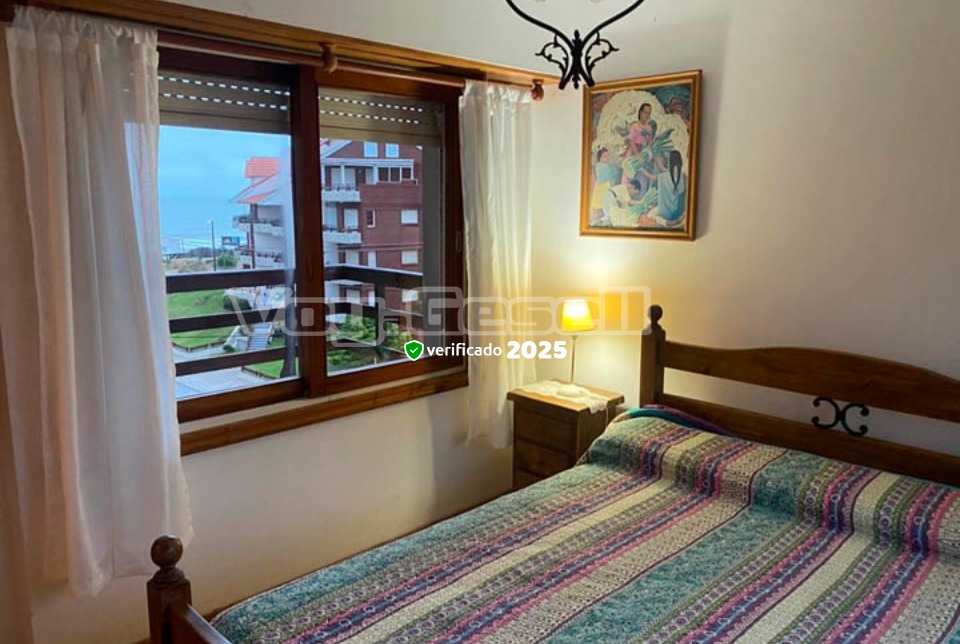 Alquilo Departamento Mirasoles 3B en Villa Gesell zona Centro Comercial a 80 Mts de la Playa 