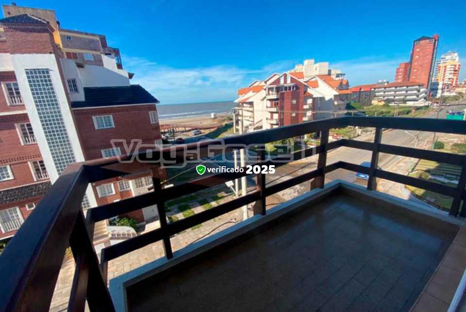 Alquilo Departamento Mirasoles 3B en Villa Gesell zona Centro Comercial a 80 Mts de la Playa 