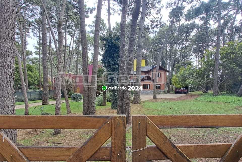 Alquilo Casa Mis Cocolones en Mar Azul zona  a 500 Mts de la Playa