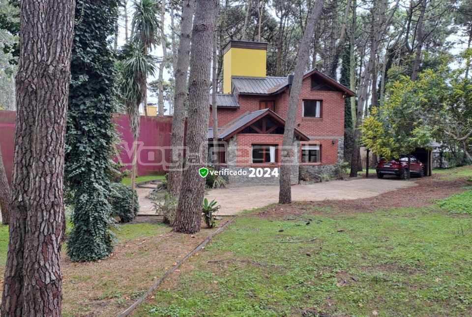 Alquilo Casa Mis Cocolones en Mar Azul zona  a 500 Mts de la Playa