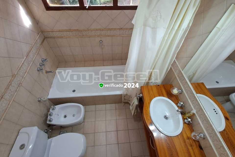 Alquilo Casa Mis Cocolones en Mar Azul zona  a 500 Mts de la Playa