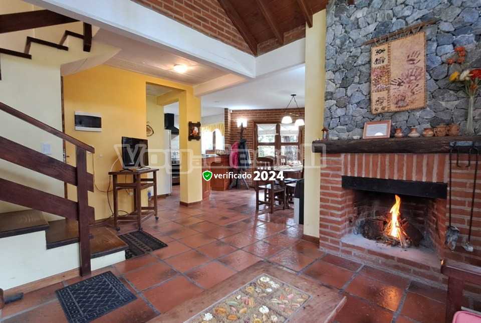 Alquilo Casa Mis Cocolones en Mar Azul zona  a 500 Mts de la Playa 